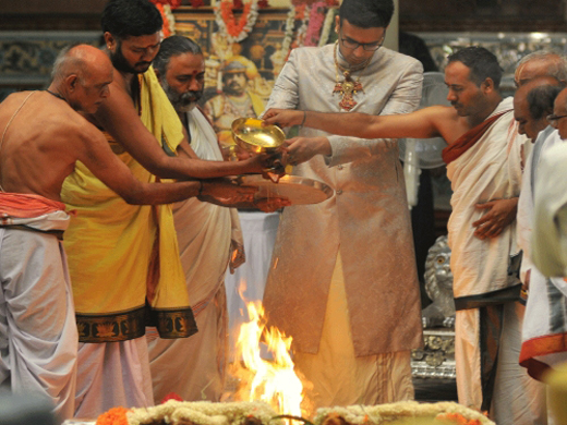 Yaduveer Wadiy...
